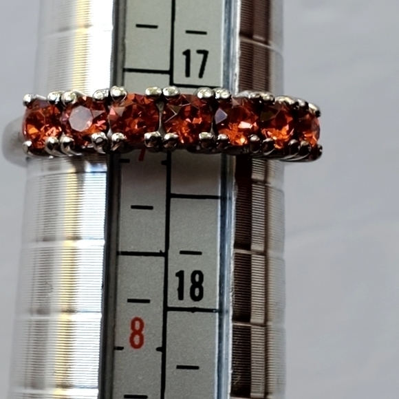 Red Rhinestones Ring 316L SS Size 7 NWOT - Picture 8 of 12